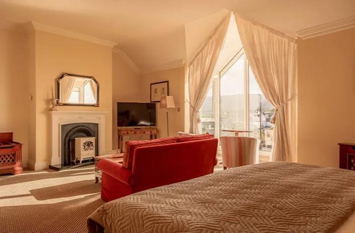 Butler Arms Hotel ووترفيل المظهر الخارجي الصورة